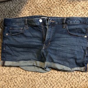 Express shorts